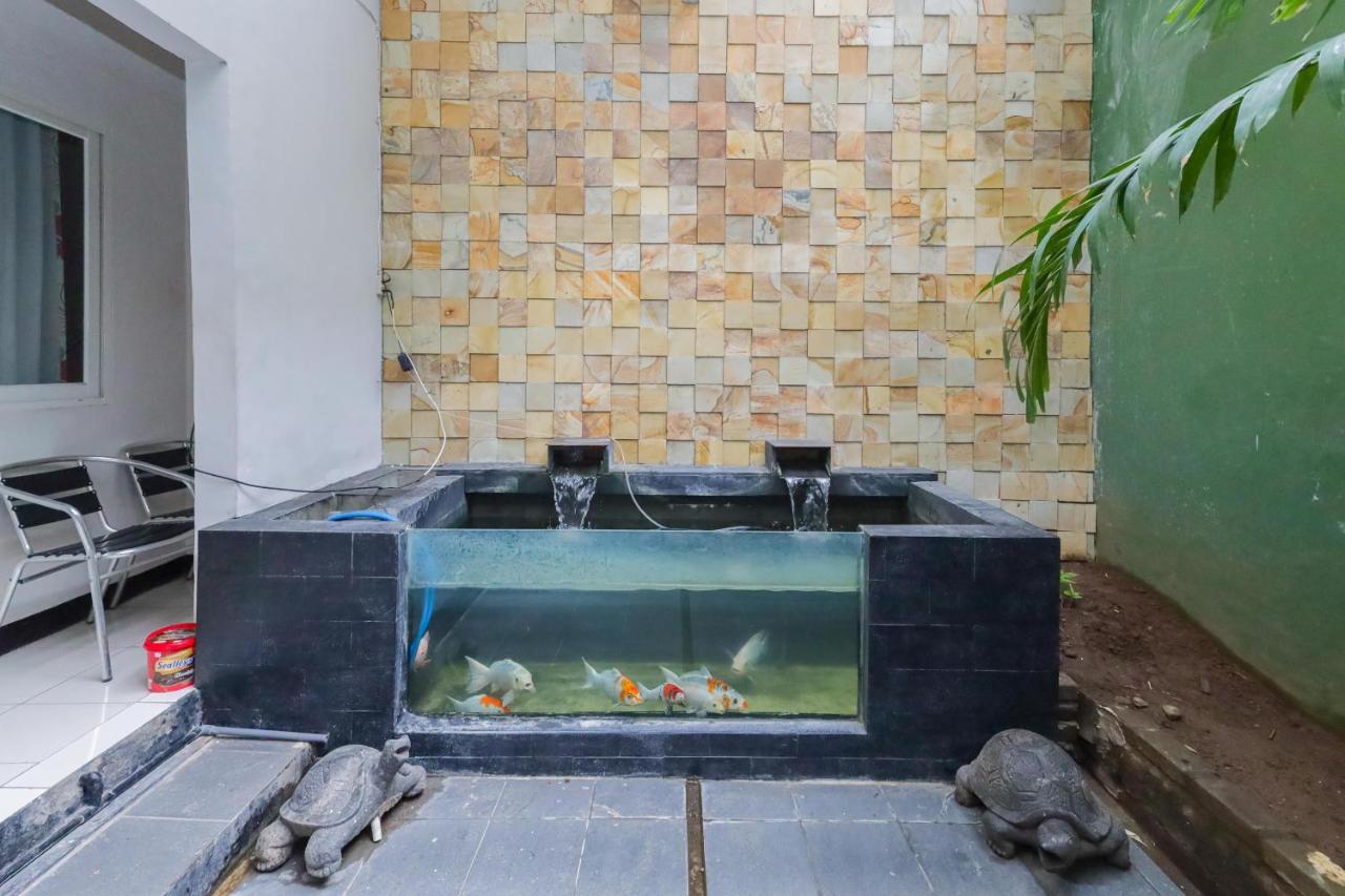 Oyo 1043 Sofie Syariah Hotel